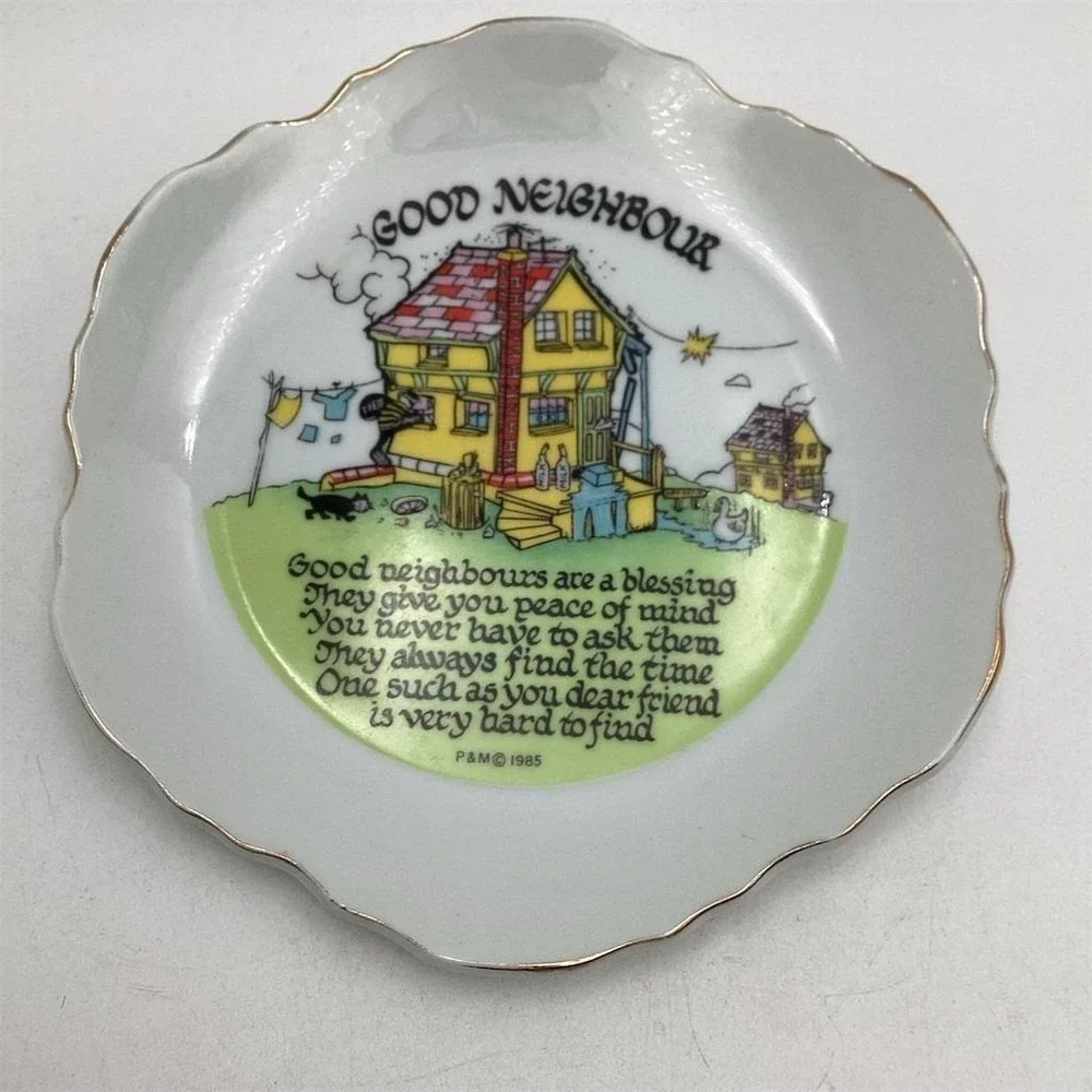 Vintage 1985 Good Neighbour Collector Plate Multicolor Scalloped Gold‎ 7in